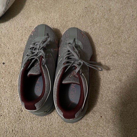 Puma sneakers excellent used condition - Picture 1 of 9